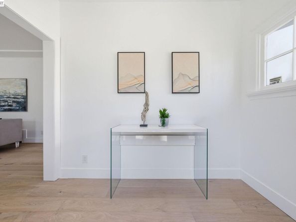 661 Brookwood Pl, Oakland CA 94610