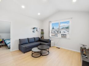 742 Cottage Ct, Mountain View CA 94043