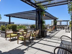 288 3rd St 104, Oakland CA 94607