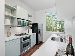 1253 Pine St, Oakland CA 94607