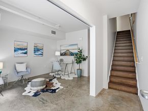 1253 Pine St, Oakland CA 94607