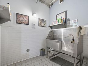 1253 Pine St, Oakland CA 94607