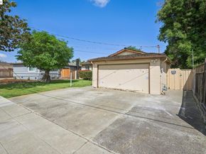 36113 La Salle Dr, Newark CA 94560