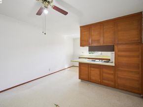 36113 La Salle Dr, Newark CA 94560