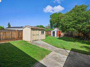 36113 La Salle Dr, Newark CA 94560