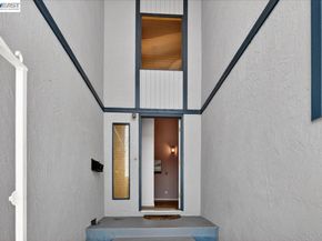 21723 Shadyspring Rd, Castro Valley CA 94546