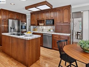 21723 Shadyspring Rd, Castro Valley CA 94546