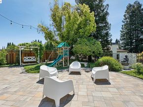 1095 Canyon Hills Rd, San Ramon CA 94582