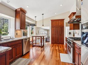 1095 Canyon Hills Rd, San Ramon CA 94582