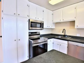 3090 Los Prados 24, San Mateo CA 94403