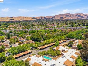 3300 Wolcott Cmn 113, Fremont CA 94538