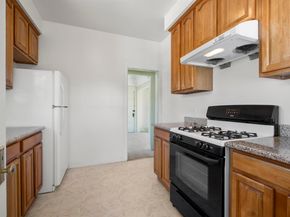 4277 Howe St, Oakland CA 94611