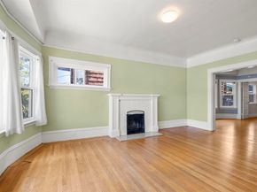 4277 Howe St, Oakland CA 94611