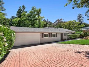 218 Overhill Rd, Orinda CA 94563