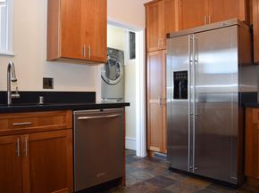 2860 Jackson St, Alameda CA 94501