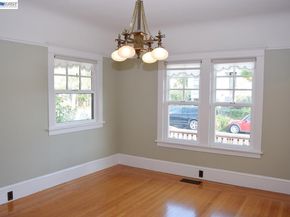2860 Jackson St, Alameda CA 94501