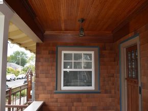 2860 Jackson St, Alameda CA 94501