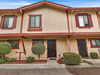 414 Callan Ave