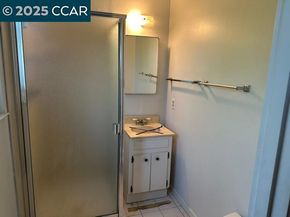35593 Cleremont Dr, Newark CA 94560
