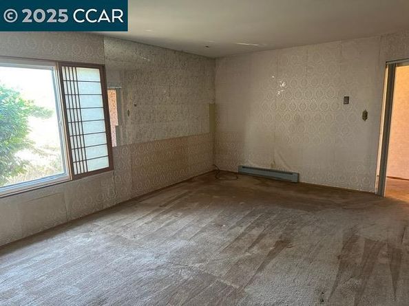 35593 Cleremont Dr, Newark CA 94560