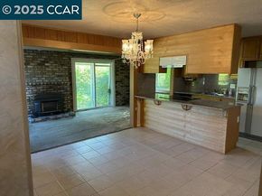 35593 Cleremont Dr, Newark CA 94560