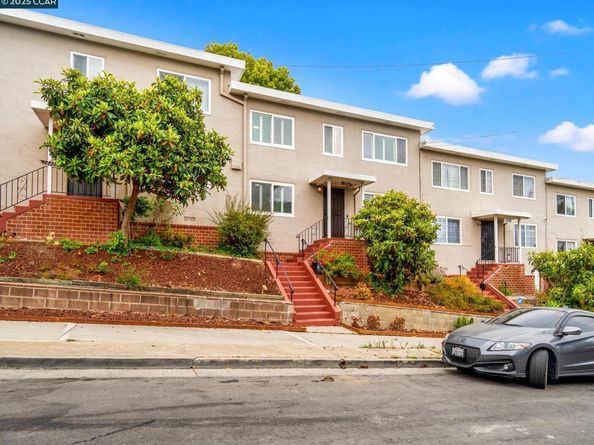 1232 E 20Th St, Oakland CA 94606