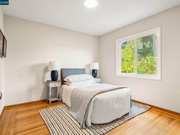 1232 E 20Th St, Oakland CA 94606