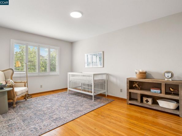 1232 E 20Th St, Oakland CA 94606