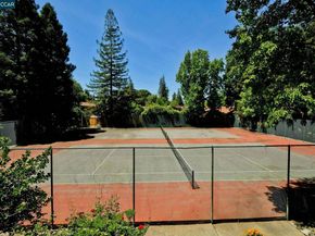 8112 Camelback Pl, Pleasant Hill CA 94523