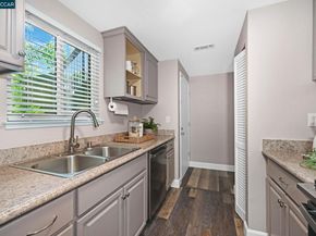 8112 Camelback Pl, Pleasant Hill CA 94523