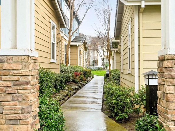 401 Seville Ln, Walnut Creek CA 94598