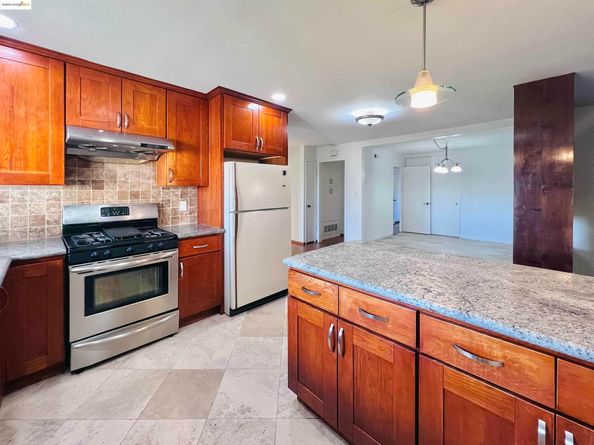 5341 Audubon Park Ct, Fremont CA 94538
