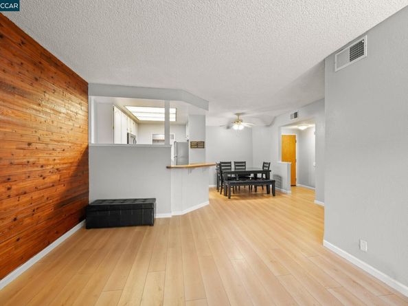 25930 Kay Ave 201, Hayward CA 94545