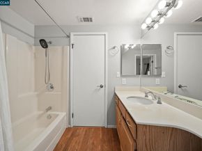 25930 Kay Ave 201, Hayward CA 94545