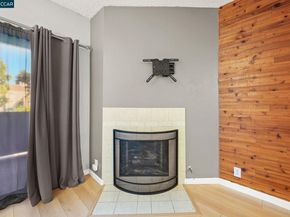 25930 Kay Ave 201, Hayward CA 94545