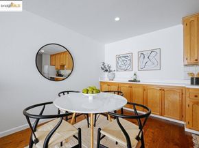 250 Whitmore St 205, Oakland CA 94611