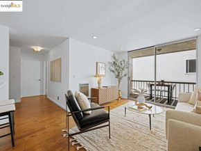 250 Whitmore St 205, Oakland CA 94611