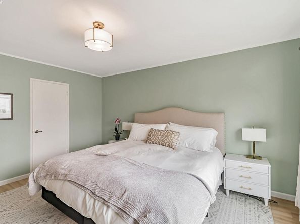 59 Weston, Daly City CA 94015