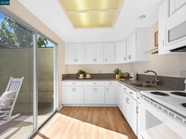 1300 Rockledge 2, Walnut Creek CA 94595
