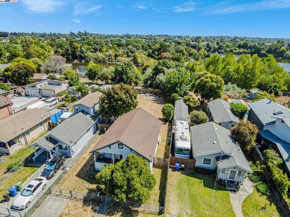 37373 3rd St, Fremont CA 94536