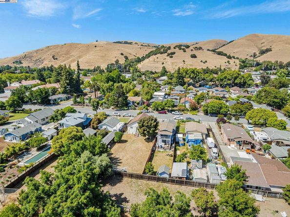 37373 3rd St, Fremont CA 94536