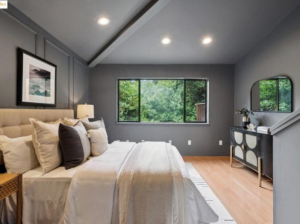 2861 Chelsea Drive, Oakland CA 94611