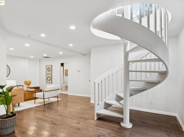 2861 Chelsea Drive, Oakland CA 94611