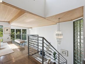 2861 Chelsea Drive, Oakland CA 94611