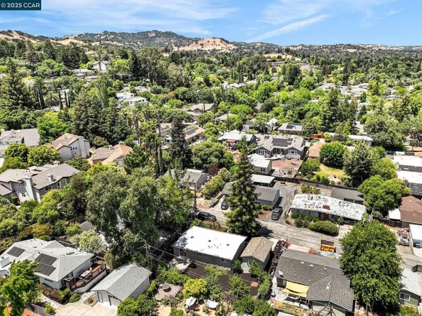 121 School Ln, Walnut Creek CA 94597
