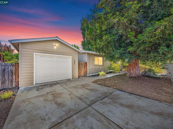 121 School Ln, Walnut Creek CA 94597
