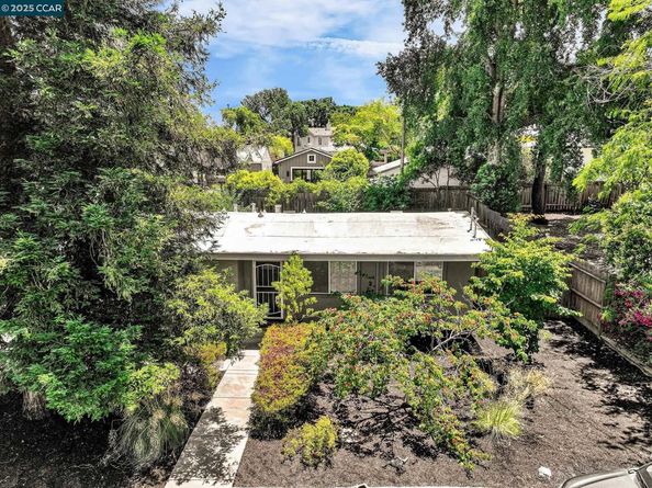 121 School Ln, Walnut Creek CA 94597