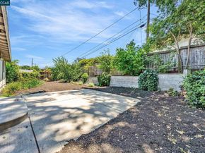 121 School Ln, Walnut Creek CA 94597