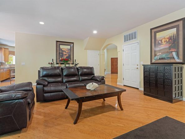 628 Stanley Ln, El Sobrante CA 94803