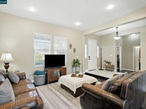 4362 Lynn Dr, Concord CA 94518